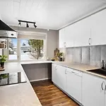 Rom I Naerheten Av Gardemoen Norway, 15c Ostli Habitación en casa particular *