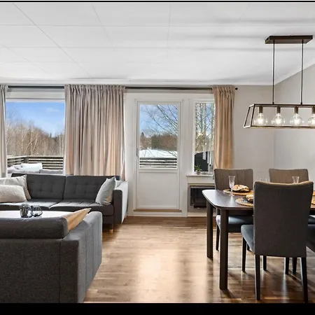 Quarto em Acomodações Particulares Rom I Naerheten Av Gardemoen Norway, 15c Ostli *